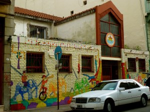 El Circo, right next door!